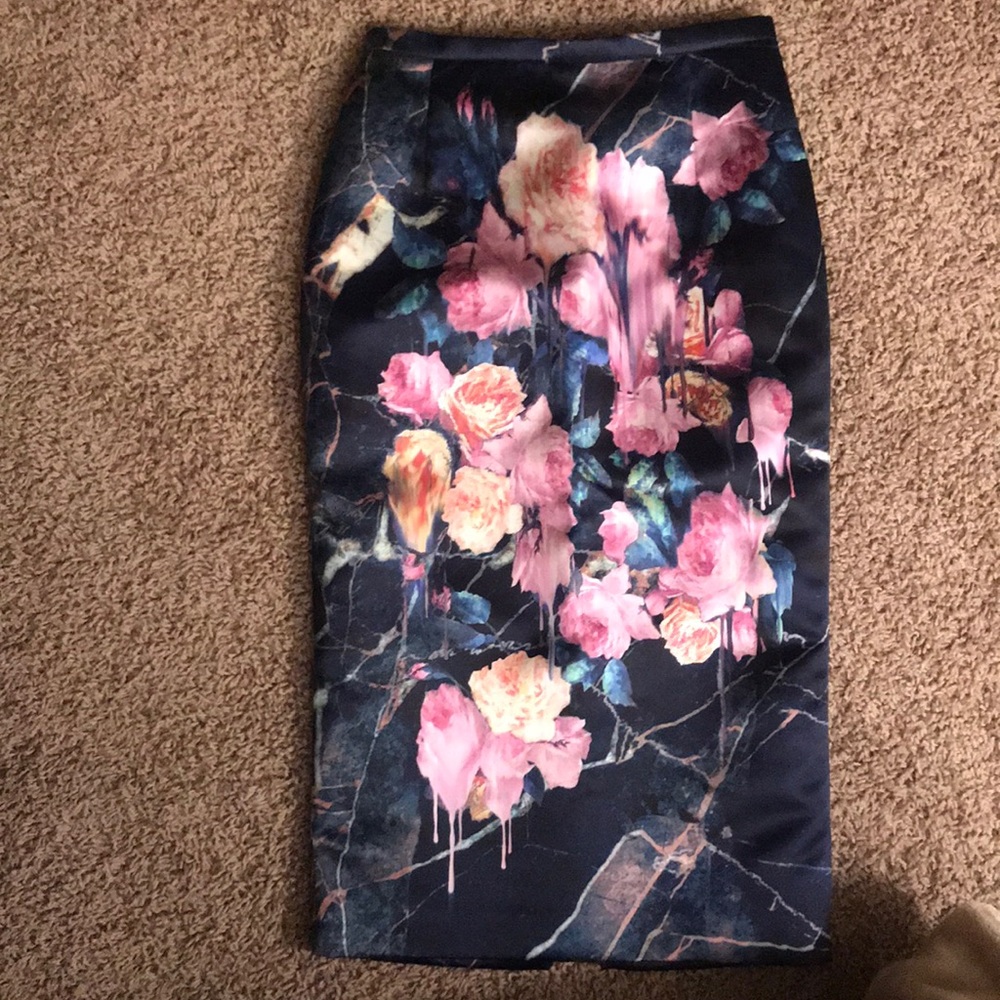 MSGM Floral Print Satin Pencil Skirt